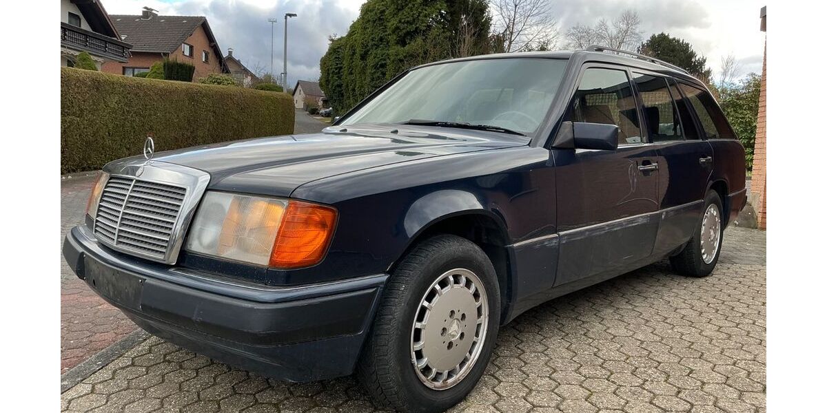 Mercedes-Benz 230 217.416 km 2.000 &euro; Buchholz 53567