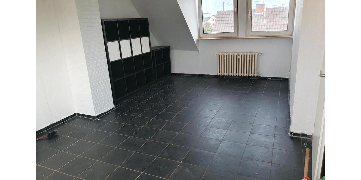 Dachgeschoßwohnung Troisdorf Altenrath - 1 Zimmer, 23 m&sup2;, 550&euro; | Angebot:24643840