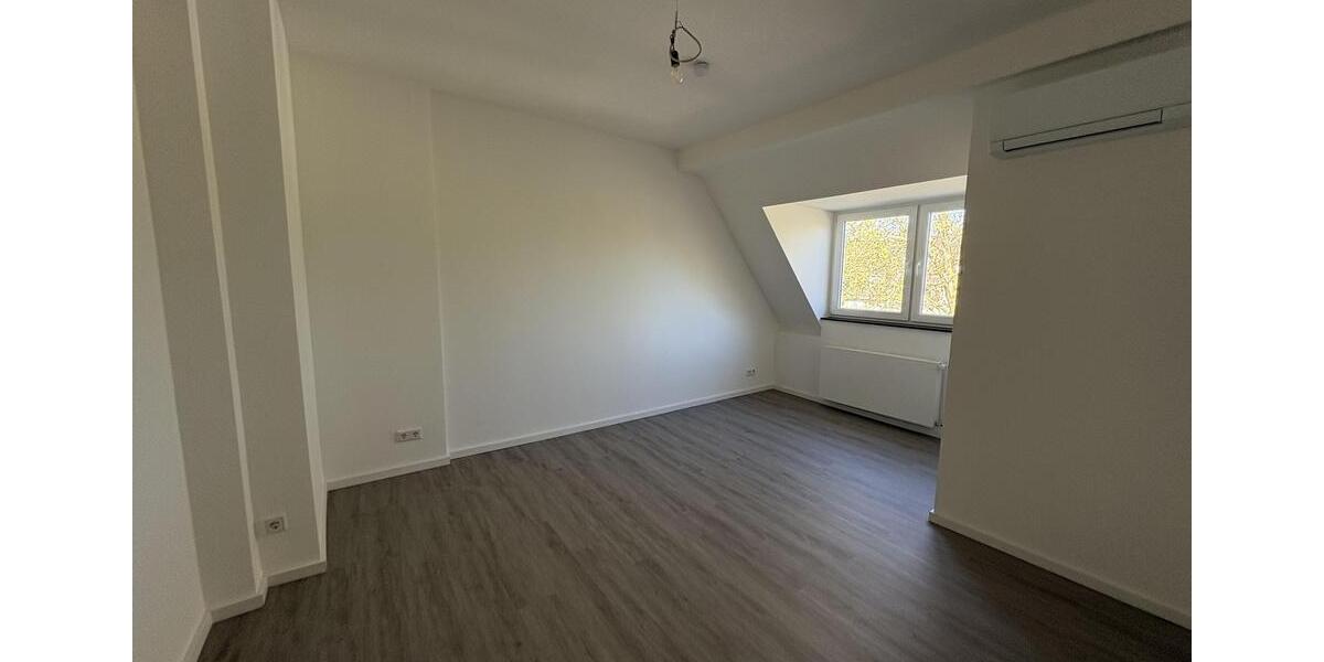 Maisonettenwohnung Köln Lindenthal - 5 Zimmer, 132 m&sup2;, 2.770&euro; | Angebot:26384132