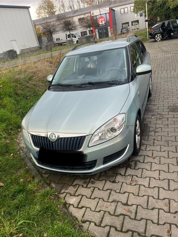 Skoda Fabia 165.000 km 2.900 € Remagen 53424