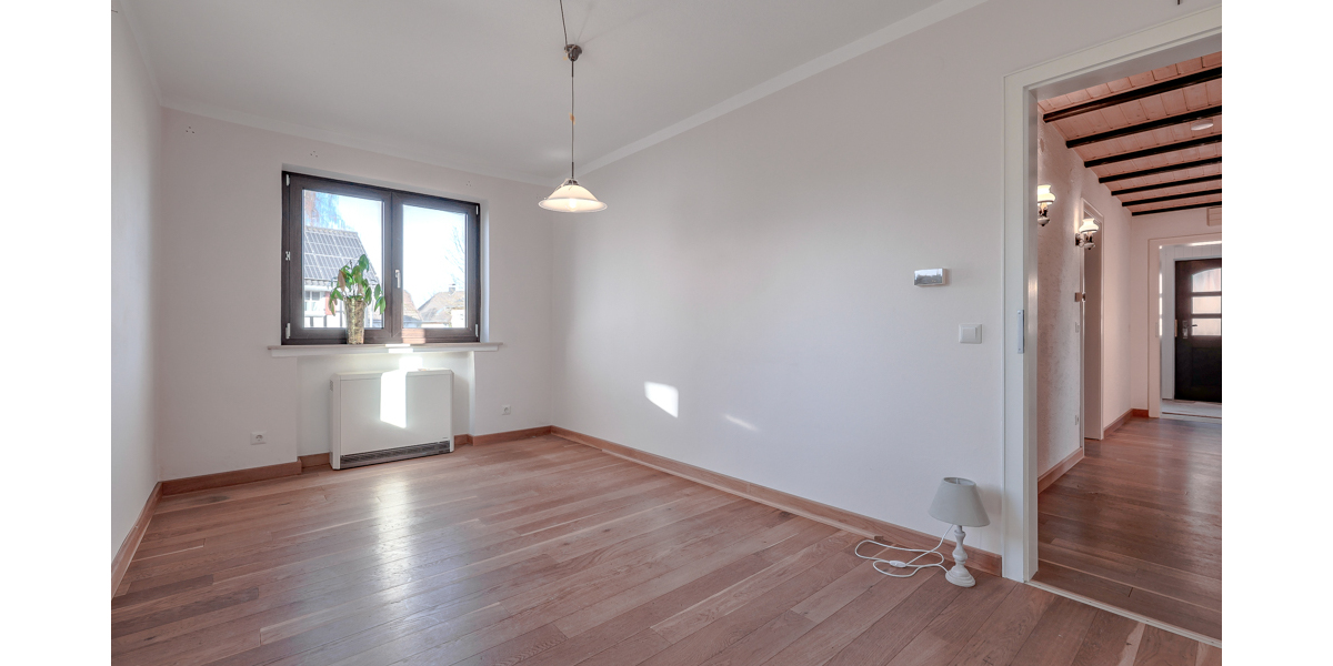 Klein auf dem Papier, groß im Wohngefühl – Einfamilienhaus mit zusätzlichem Dachstudio *provisionsfrei* - Einfamilienhaus Hennef Kurscheid | Angebot:25416928