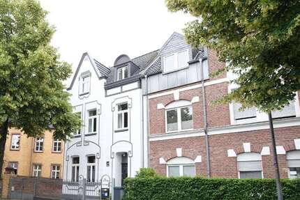 Haus Hennef - 7 Zimmer, 165 m&sup2;, 755.000&euro; | Angebot:26915432