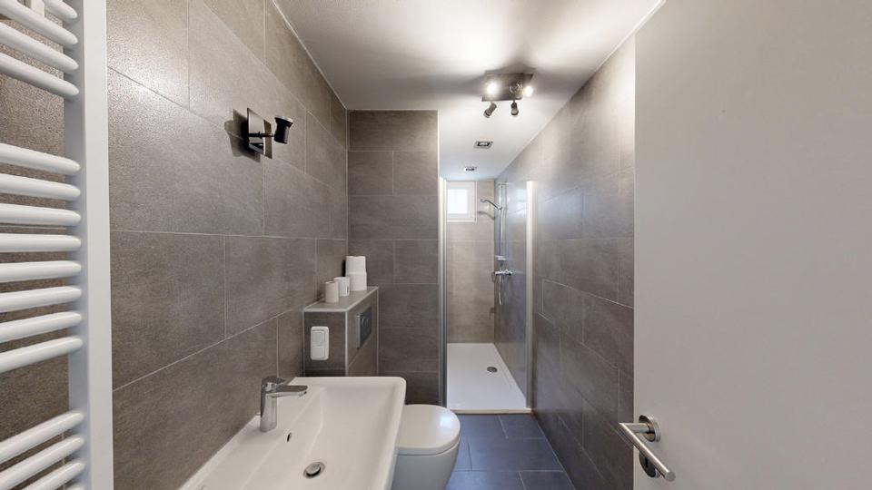 Etagenwohnung Brühl - 3 Zimmer, 137 m&sup2;, 1.550&euro; | Angebot:26462504