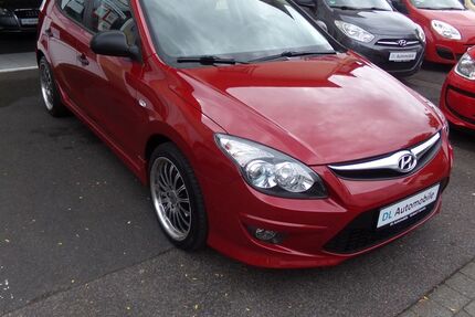 Hyundai i30 90.942 km 5.985 &euro; Bad Honnef 53604