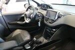 Peugeot 2008 1.2 - Panorama - Navi - 59.620 km 9.980 &euro; Euskirchen 53881