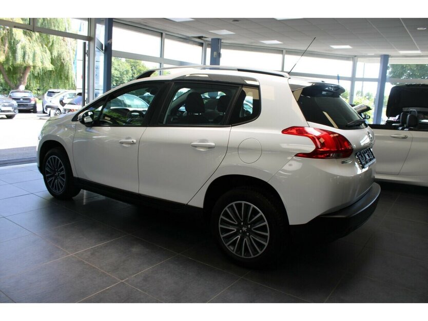 Peugeot 2008 PureTech Active Klima - Shz. 29.998 km 10.780 € Euskirchen 53881