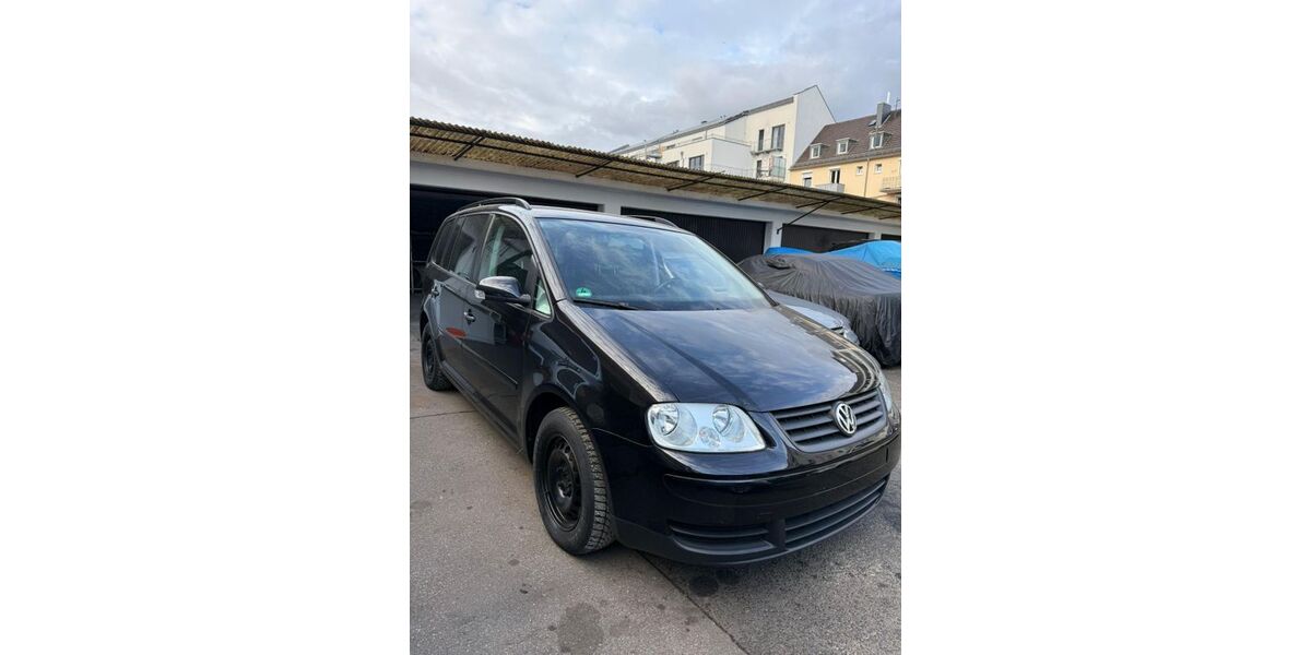 VW Touran 243.000 km 1.999 &euro; Bonn 53229