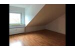 Dachgeschoßwohnung Hennef (Sieg) - 4 Zimmer, 120 m&sup2;, 1.050&euro; | Angebot:24835277