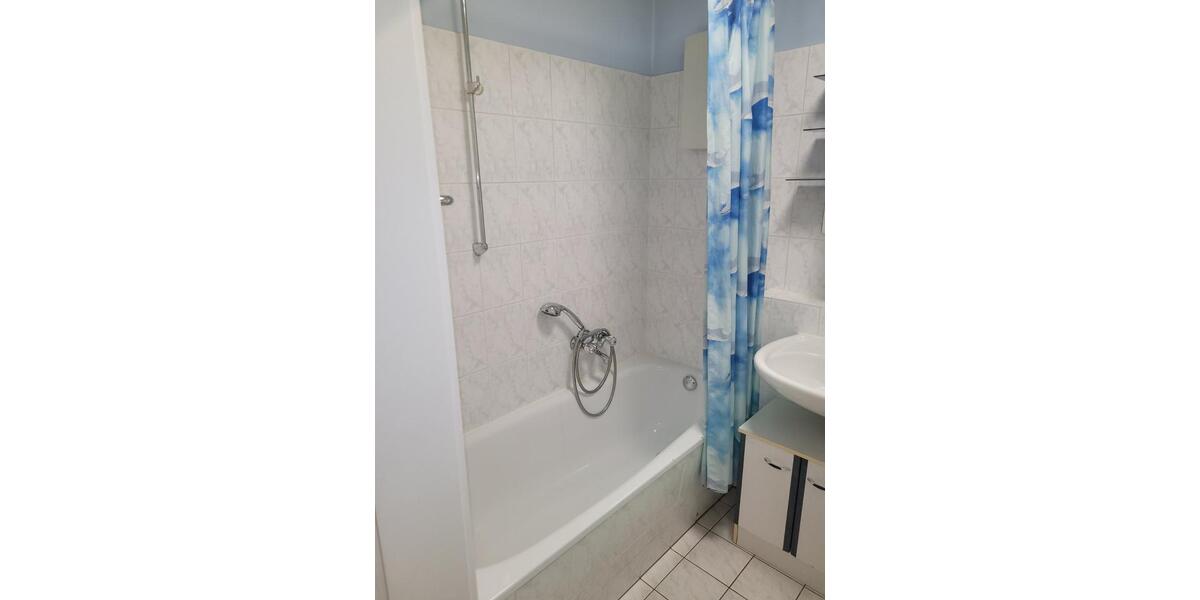 Etagenwohnung Bonn Lannesdorf - 3 Zimmer, 80 m&sup2;, 320.000&euro; | Angebot:25647262