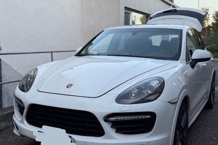 Porsche Cayenne 160.800 km 26.000 € Köln 50827