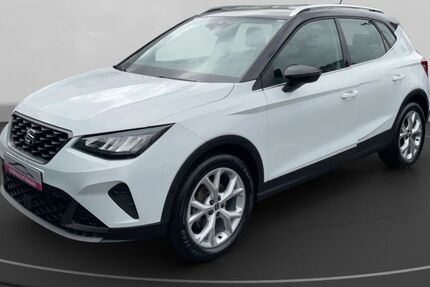Seat Arona 27.140 km 18.490 &euro; Köln-Mülheim 51063