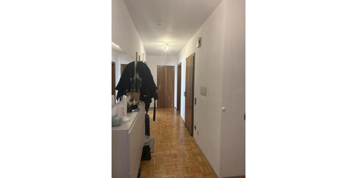 Etagenwohnung Wesseling - 3.5 Zimmer, 117 m&sup2;, 990&euro; | Angebot:26444034