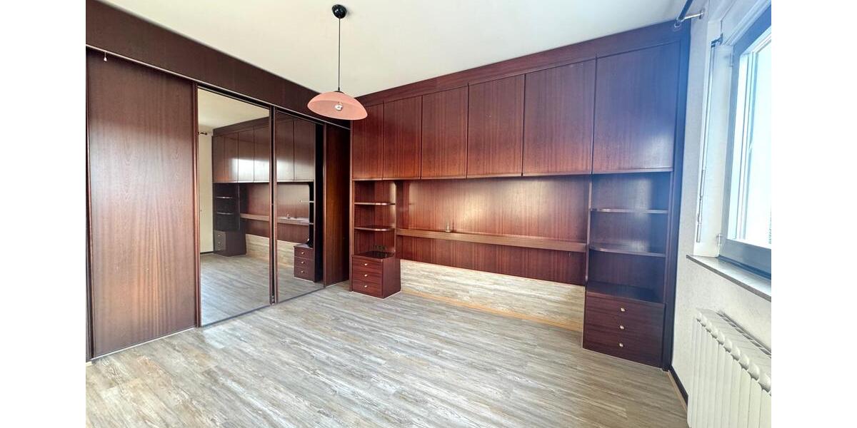 **Bonn-Beuel: Gepflegtes Reihenmittelhaus in toller Lage! 4 Zimmer, Terrasse, Garten** 4 zimmer