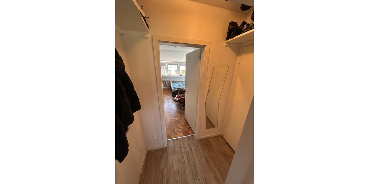 Etagenwohnung Köln Ehrenfeld - 1 Zimmer, 25 m&sup2;, 750&euro; | Angebot:26351702