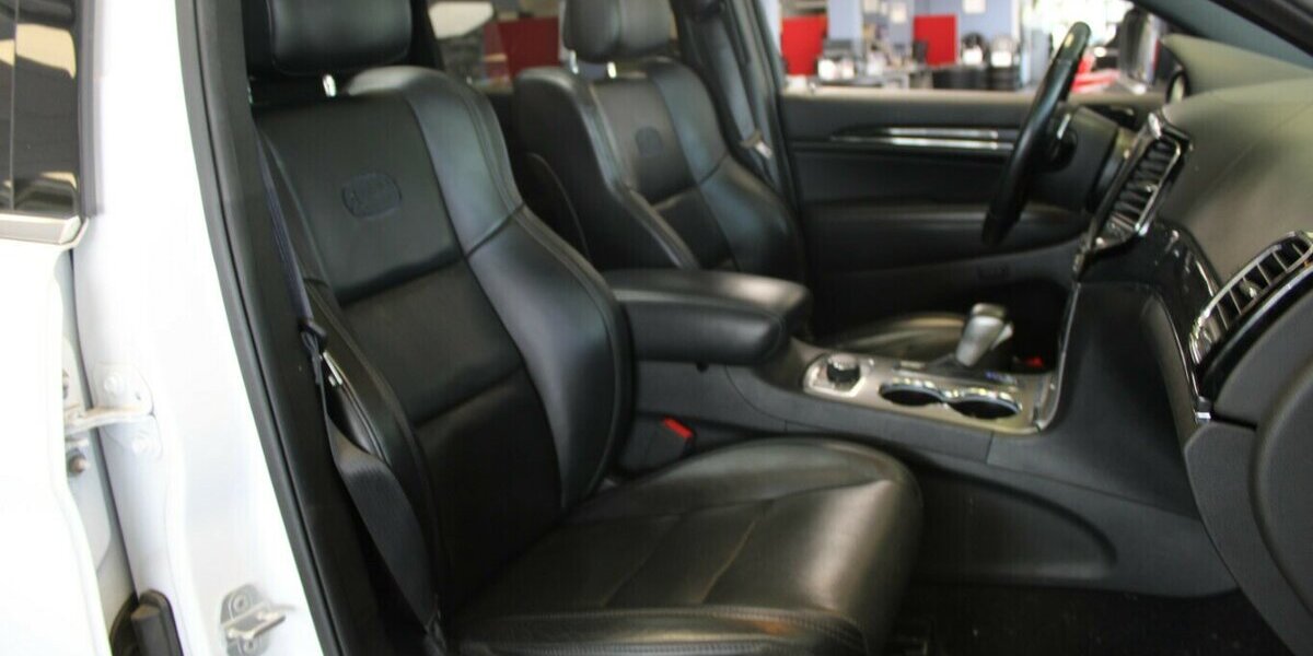 Jeep Grand Cherokee 3.0 V6 Multijet 4Wd Overland 114.004 km 24.980 &euro; Euskirchen 53881