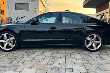 Audi A8 188.000 km 23.900 € Weilerswist 53919