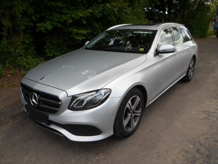 E 220