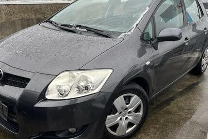 Toyota Auris 149.890 km 5.490 &euro; Königswinter 53639