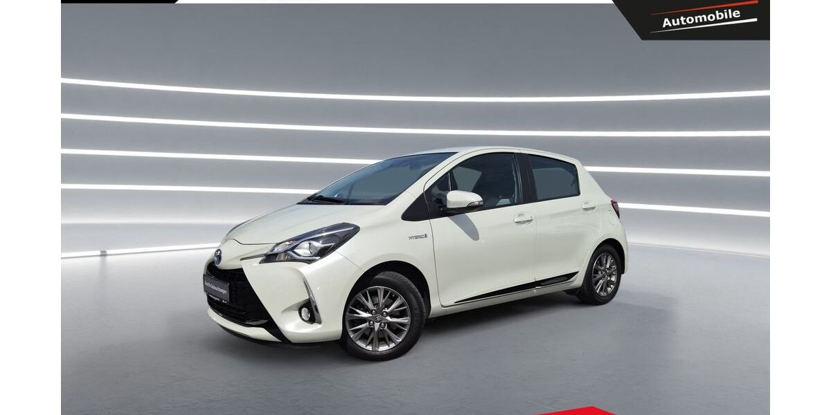 Toyota Yaris 42.122 km 14.990 &euro; Rheinbach 53359