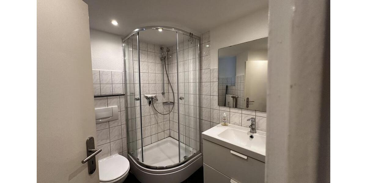 Etagenwohnung Bonn Gronau - 1 Zimmer, 42 m&sup2;, 870&euro; | Angebot:24641542