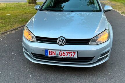 VW Golf 209.000 km 3.499 &euro; Bonn 53227