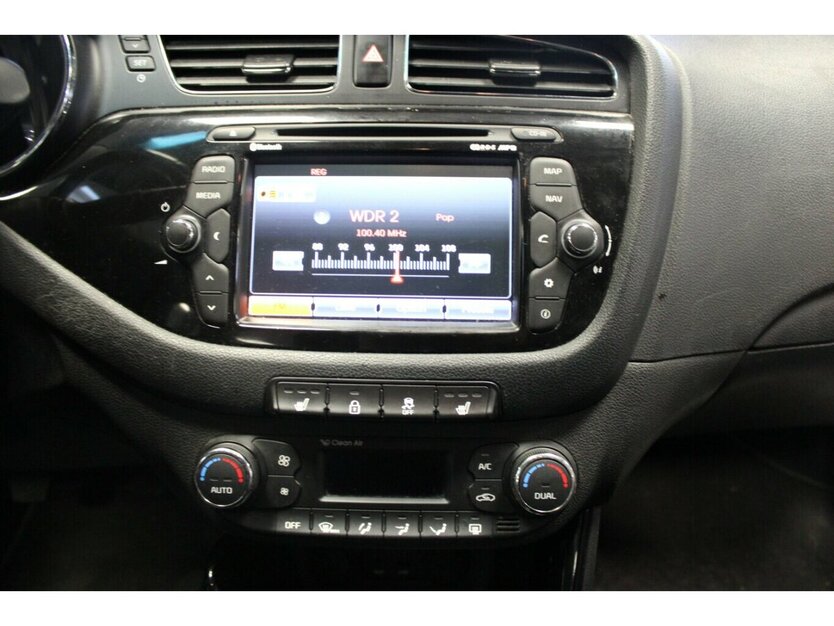 Kia ceed 1.4 CVVT SW Dream Team Edition 137.261 km 6.980 € Euskirchen 53881