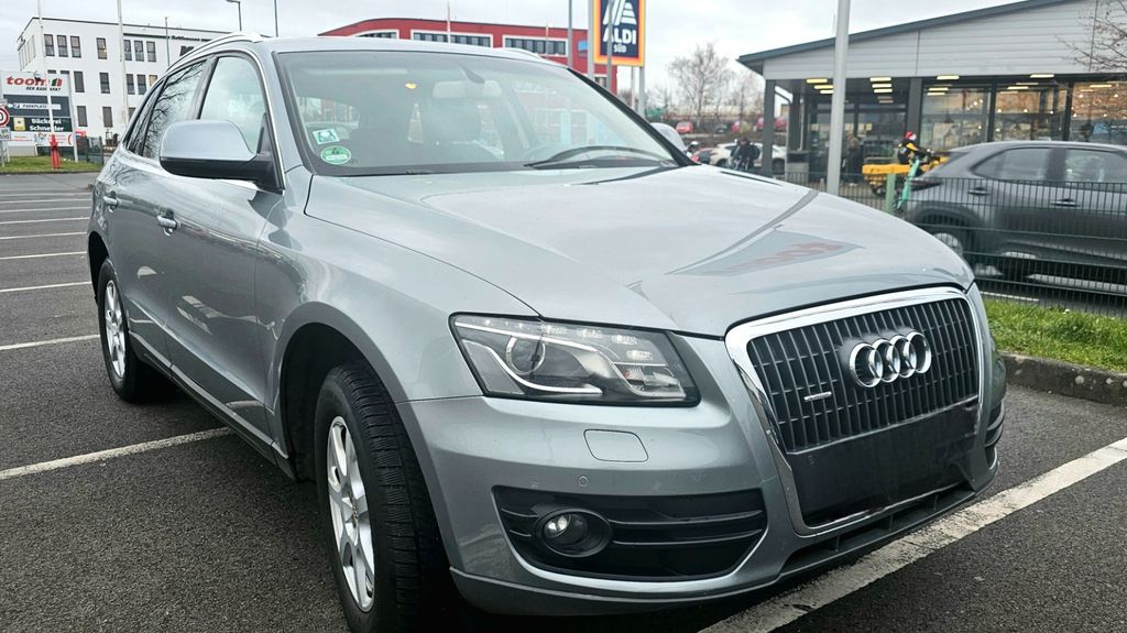 Audi Q5 236.000 km 10.100 &euro; Köln 50674