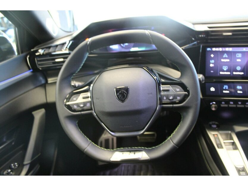 Peugeot e-308 SW Elektro 156 GT 4.919 km 28.980 € Euskirchen 53881