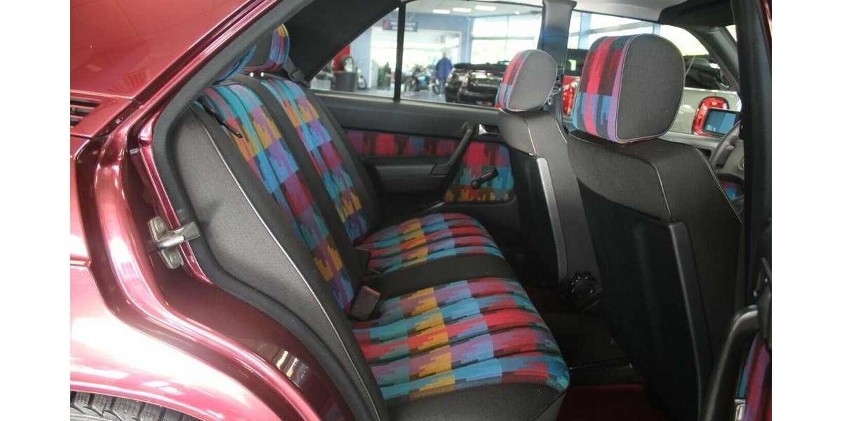 Mercedes-Benz 190 E 1.8 Avantgarde Rosso TOP ZUSTAND 130.065 km 19.980 &euro; Euskirchen 53881