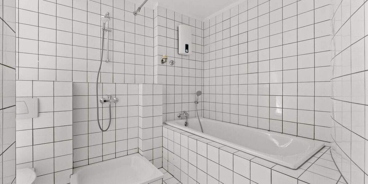 Etagenwohnung Bonn Beuel - 3 Zimmer, 100 m&sup2;, 449.000&euro; | Angebot:24822497