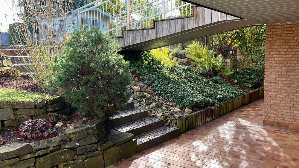 Bungalow Erftstadt Kierdorf - 8 Zimmer, 145 m&sup2;, 599.000&euro; | Angebot:24765539