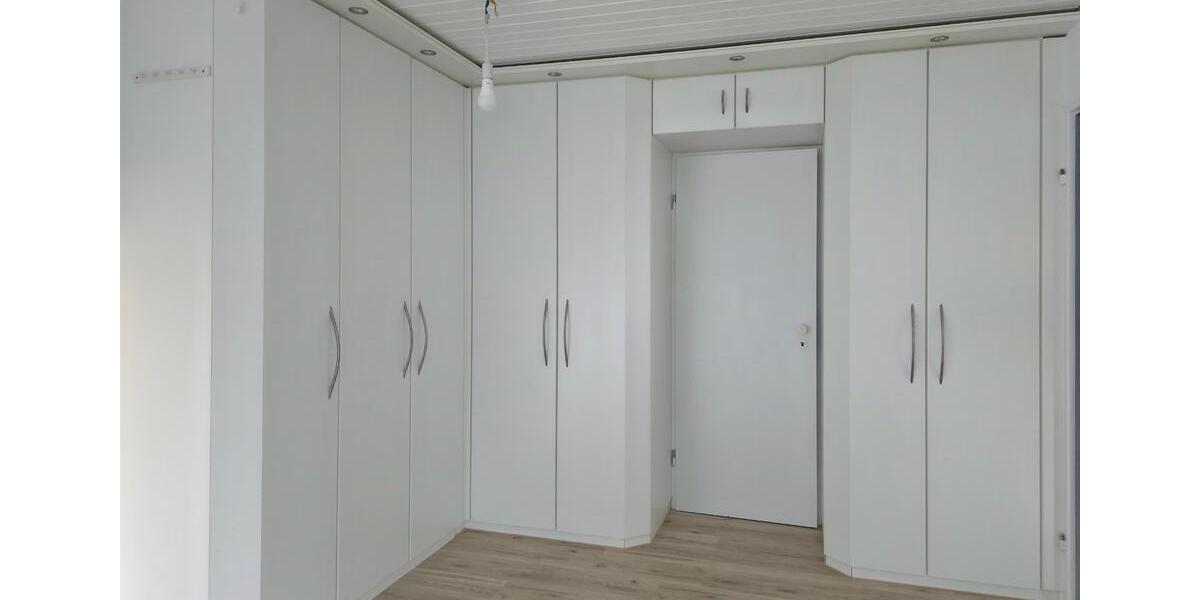 Reihenhaus Wachtberg - 6 Zimmer, 157 m&sup2;, 2.390&euro; | Angebot:25840044