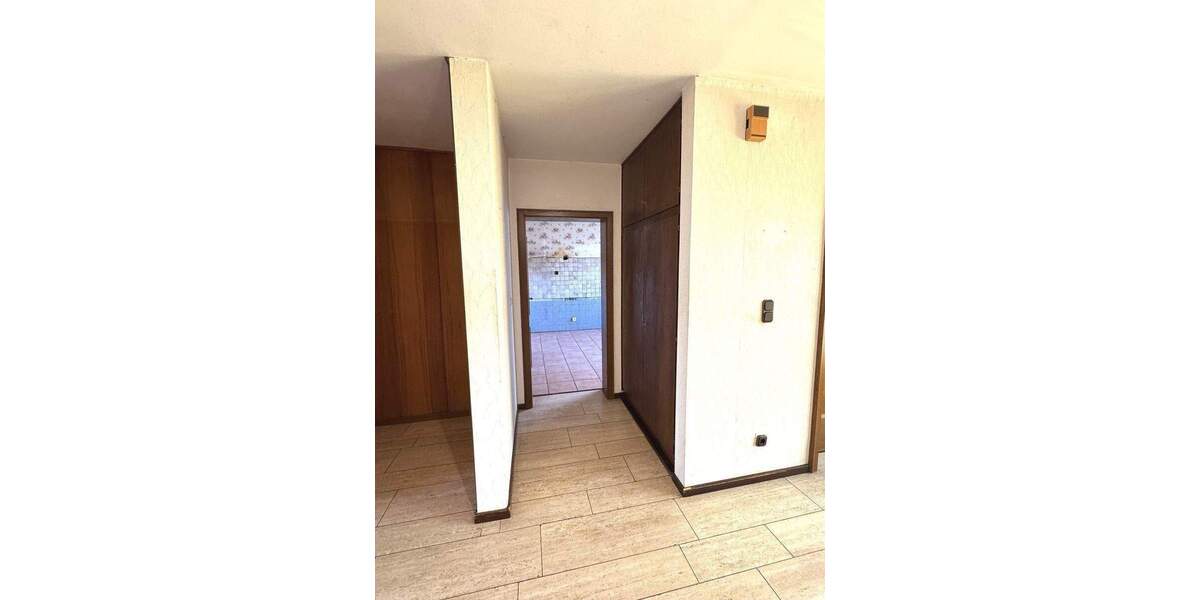 Einfamilienhaus Niederkassel - 6 Zimmer, 200 m&sup2;, 490.000&euro; | Angebot:25814969