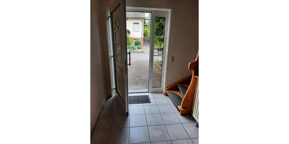 Etagenwohnung Lohmar - 5 Zimmer, 120 m&sup2;, 415.000&euro; | Angebot:27228309