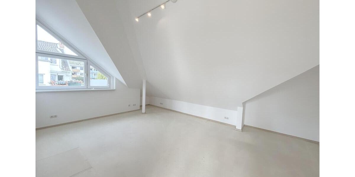 Etagenwohnung Bonn Bad Godesberg - 3 Zimmer, 100 m&sup2;, 1.250&euro; | Angebot:26236660