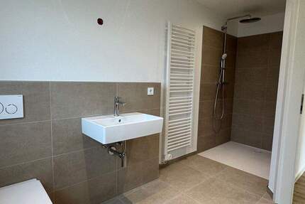 Exklusive Neubauwohnung in Troisdorf-Sieglar Terrasse | Smart-Home | Stellplatz & E-Bike-Ladestation 2 zimmer