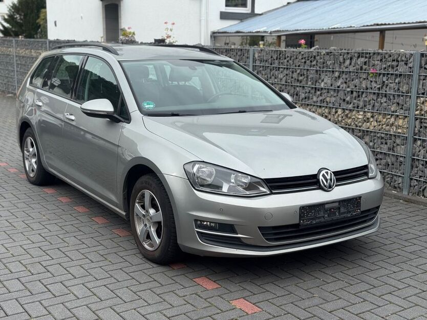 VW Golf 264.000 km 5.499 € Bad Breisig 53498