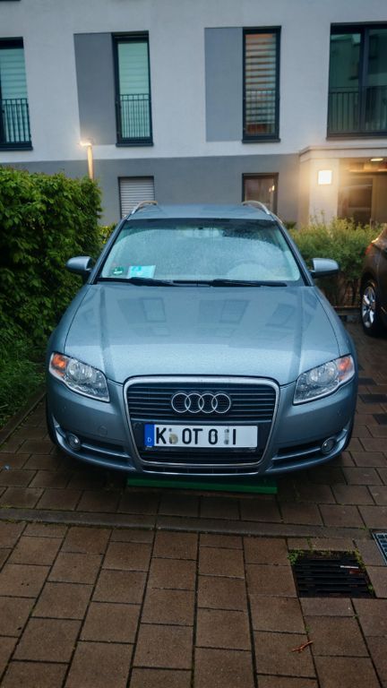Audi A4 195.000 km 2.500 € Köln 50765