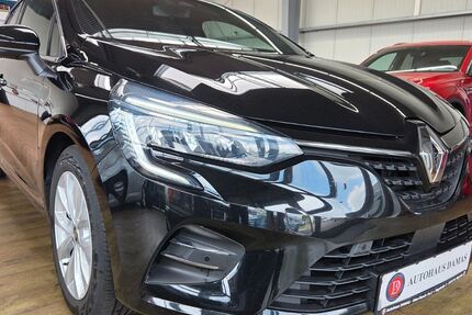Renault Clio 61.383 km 11.950 &euro; Sankt Augustin 53757