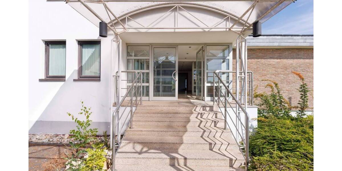 Einfamilienhaus Remagen Oberwinter - 2 Zimmer, 730 m&sup2;, 1.150.000&euro; | Angebot:23942022