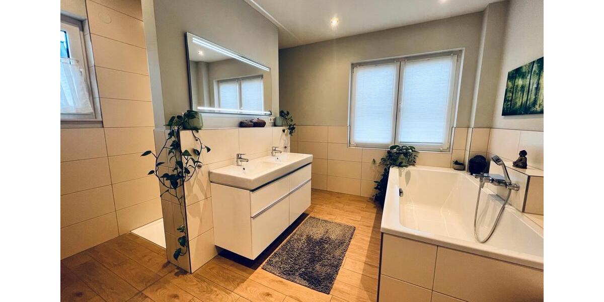 Einfamilienhaus Weilerswist - 6 Zimmer, 164 m&sup2;, 715.000&euro; | Angebot:24814847