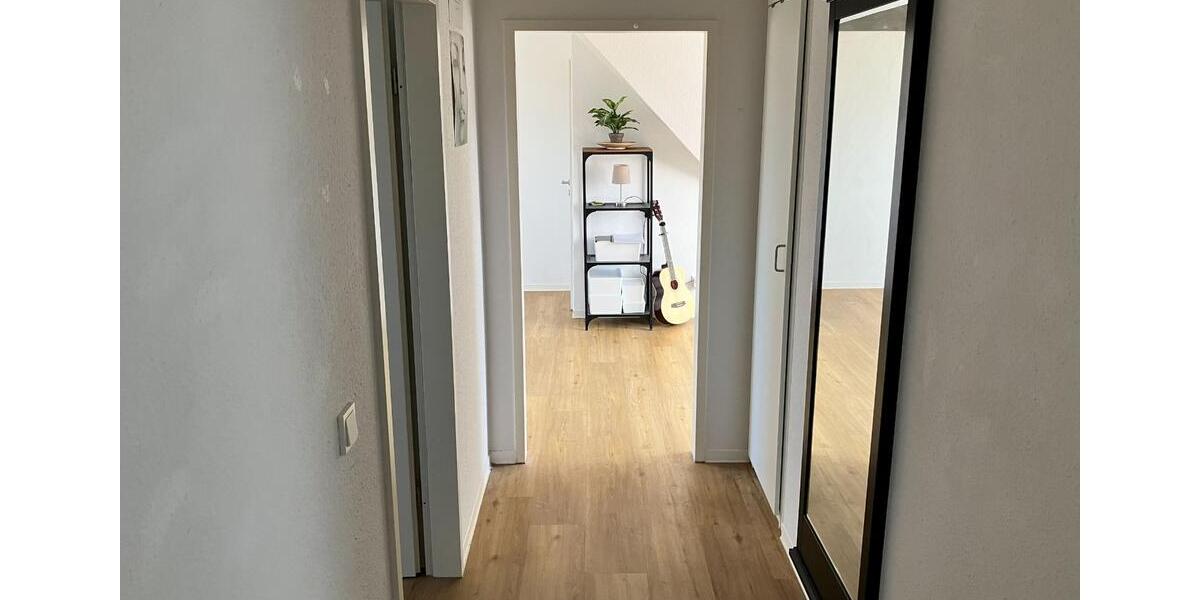 Dachgeschoßwohnung Köln Rodenkirchen - 2 Zimmer, 52 m&sup2;, 981&euro; | Angebot:25894318