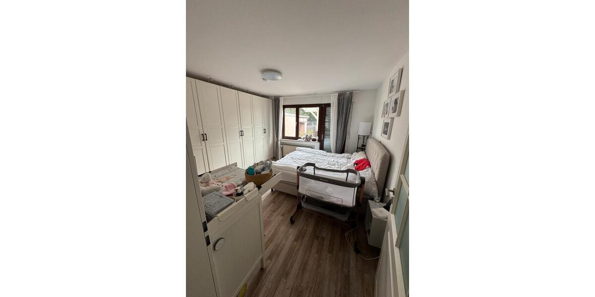 Erdgeschoßwohnung Sankt Augustin - 5 Zimmer, 140 m&sup2;, 1.400&euro; | Angebot:25882185