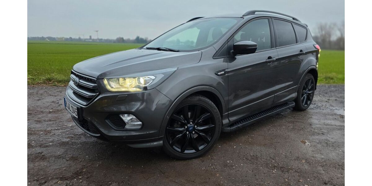 Ford Kuga 98.500 km 14.399 &euro; Köln 50765