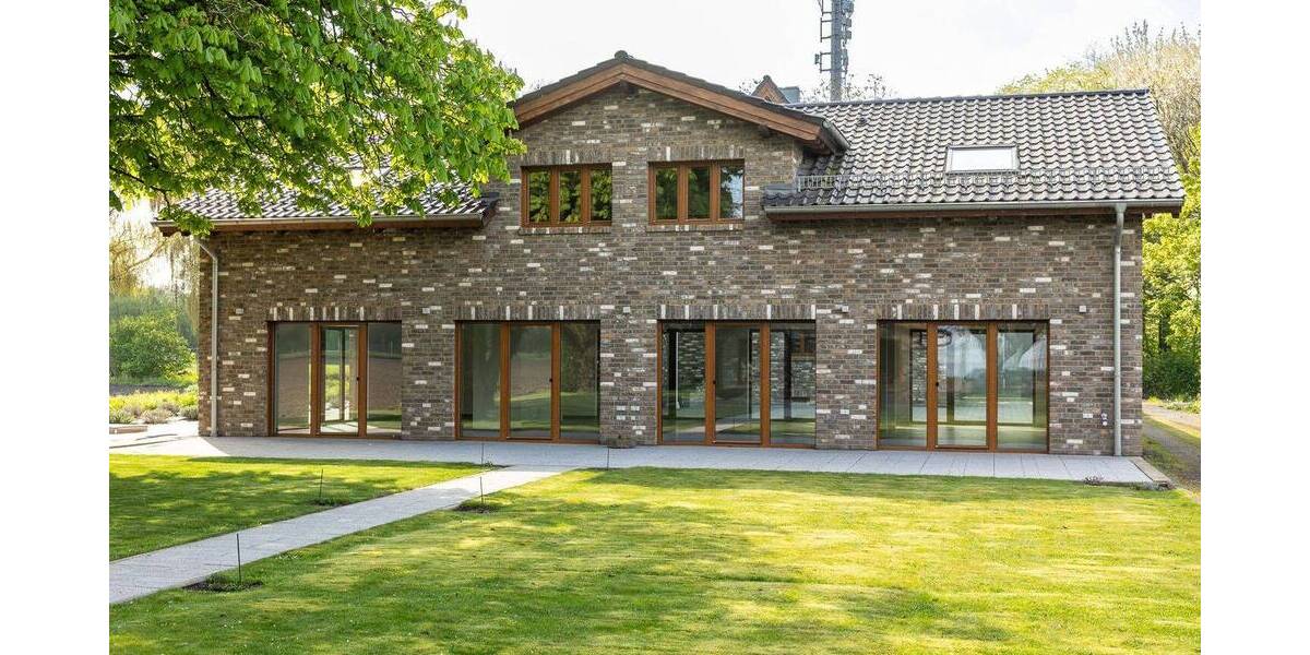 Einfamilienhaus Hürth Stotzheim - 9 Zimmer, 448 m&sup2;, 1.990.000&euro; | Angebot:26388610