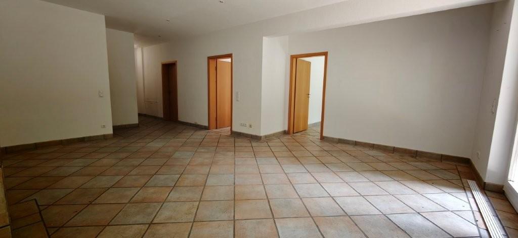 Köln-Junkersdorf, schiclke 3-Zimmer Wohnung mit Kamin, großer Terrasse und TG-Stellplatz - Terrassenwohnung Köln Junkersdorf | Angebot:26181670