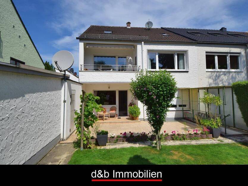 Kauf im Paket: 2 vermietete Wohnungen & 1 Garage in einem 3-Familienhaus in Bonn-Röttgen.