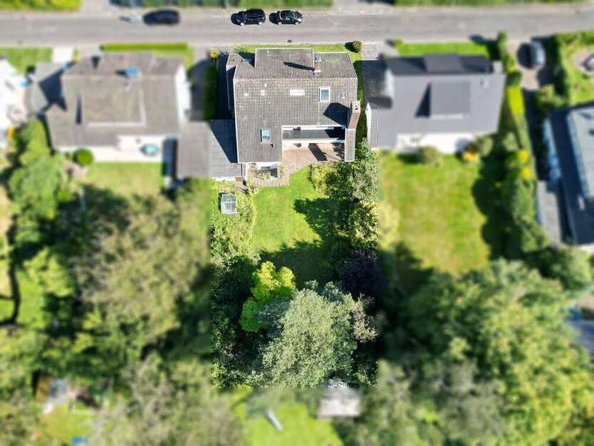 Grundstück zu verkaufen in Bonn 800.000 € 895 m²