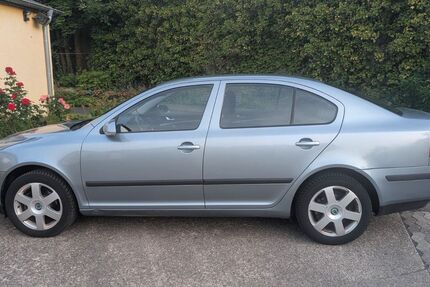 Skoda Octavia 173.869 km 2.800 &euro; Köln 51149