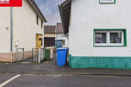 Haus Bonn Lannesdorf - 6 Zimmer, 188 m&sup2;, 330.000&euro; | Angebot:24635053